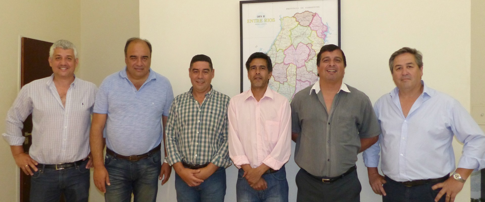 Gestionan la ejecuci&oacute;n de viviendas sociales para Ubajay