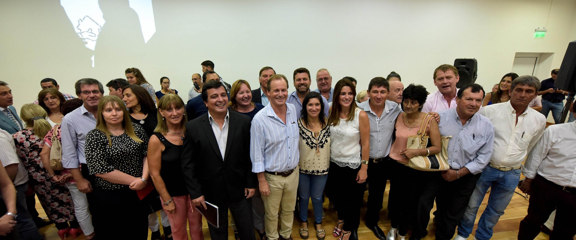 Bordet present&oacute; un plan de viviendas que se ejecutar&aacute; &iacute;ntegramente con fondos provinciales
