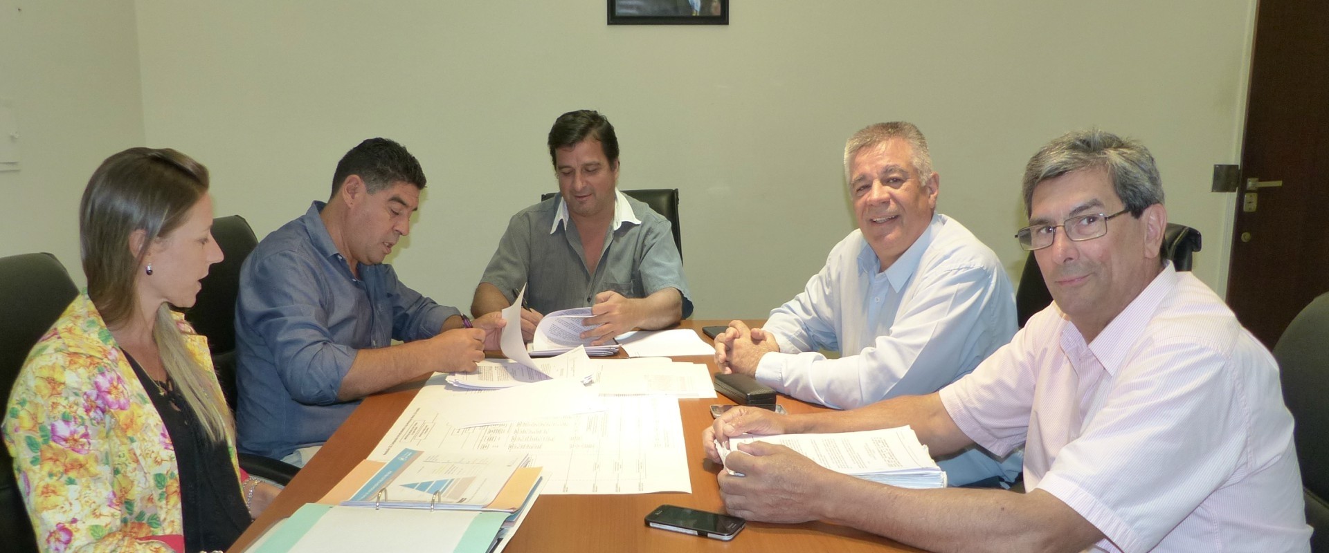Se firm&oacute; el llamado a licitaci&oacute;n para ejecutar 296 viviendas en 25 localidades entrerrianas