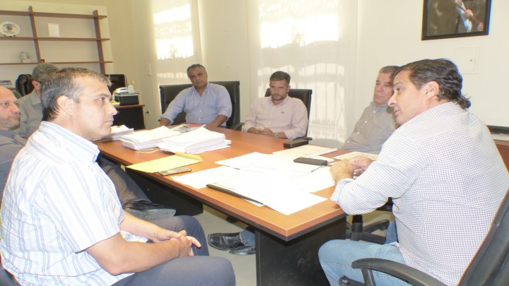 Trabajan en la culminaci&oacute;n de 100 viviendas para trabajadores de la carne en San Jos&eacute;
