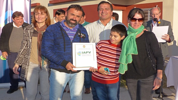 Se construir&aacute;n diez viviendas en Colonia El&iacute;a con fondos provinciales