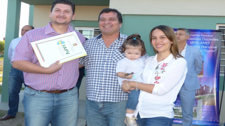 Son 10 viviendas las que la provincia ejecutar&aacute; en Colonia Crespo con recursos propios