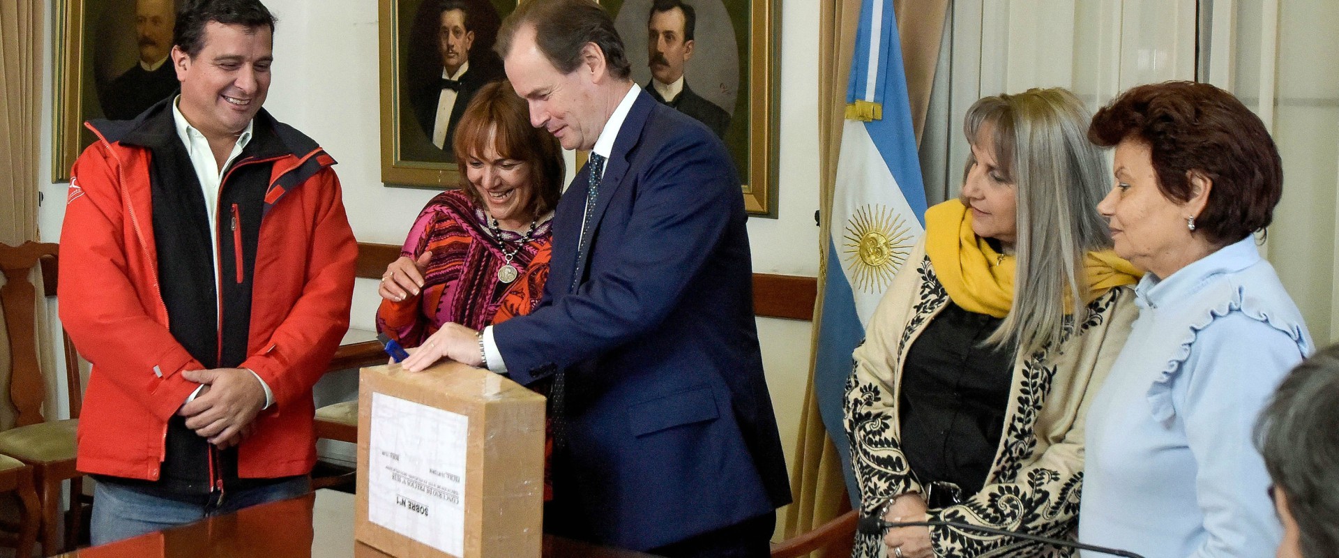 La provincia fortalece la pol&iacute;tica de viviendas para generar trabajo e inclusi&oacute;n social