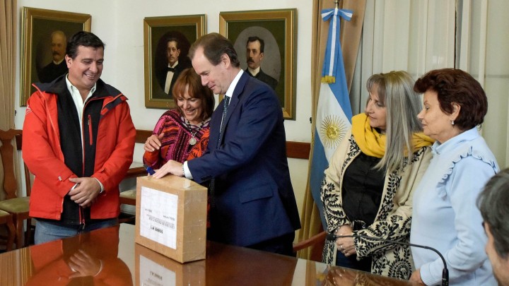 La provincia fortalece la pol&iacute;tica de viviendas para generar trabajo e inclusi&oacute;n social