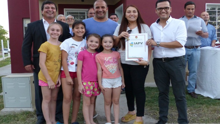 Se inaugurar&aacute;n viviendas en El Palenque