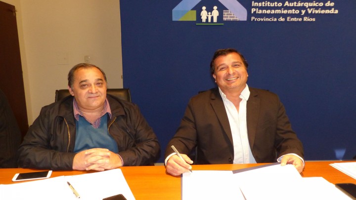 Se licitar&aacute;n con fondos provinciales nuevas viviendas en Santa Elena