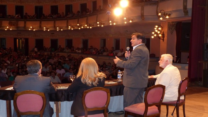 La provincia sortear&aacute; la ubicaci&oacute;n de 300 viviendas que tiene en ejecuci&oacute;n Paran&aacute;