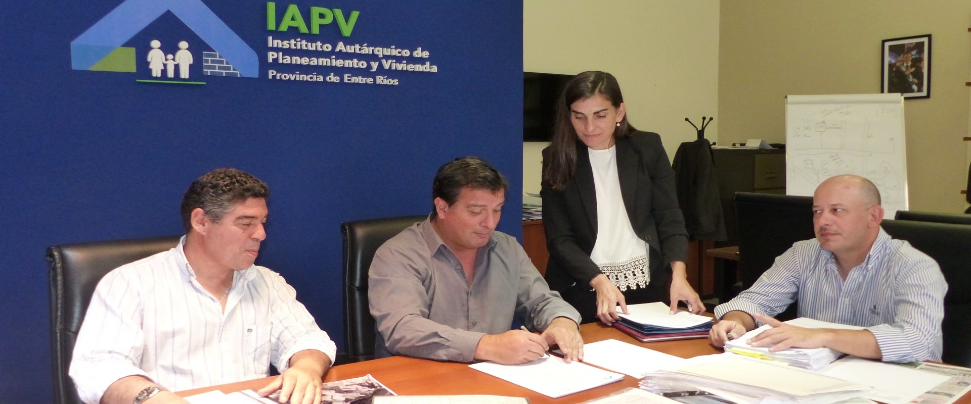 Se construir&aacute;n viviendas con recursos provinciales para Betbeder