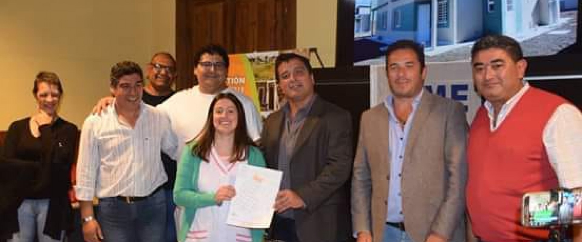 El gobierno provincial realiz&oacute; el sorteo de  viviendas para docentes en Segu&igrave;