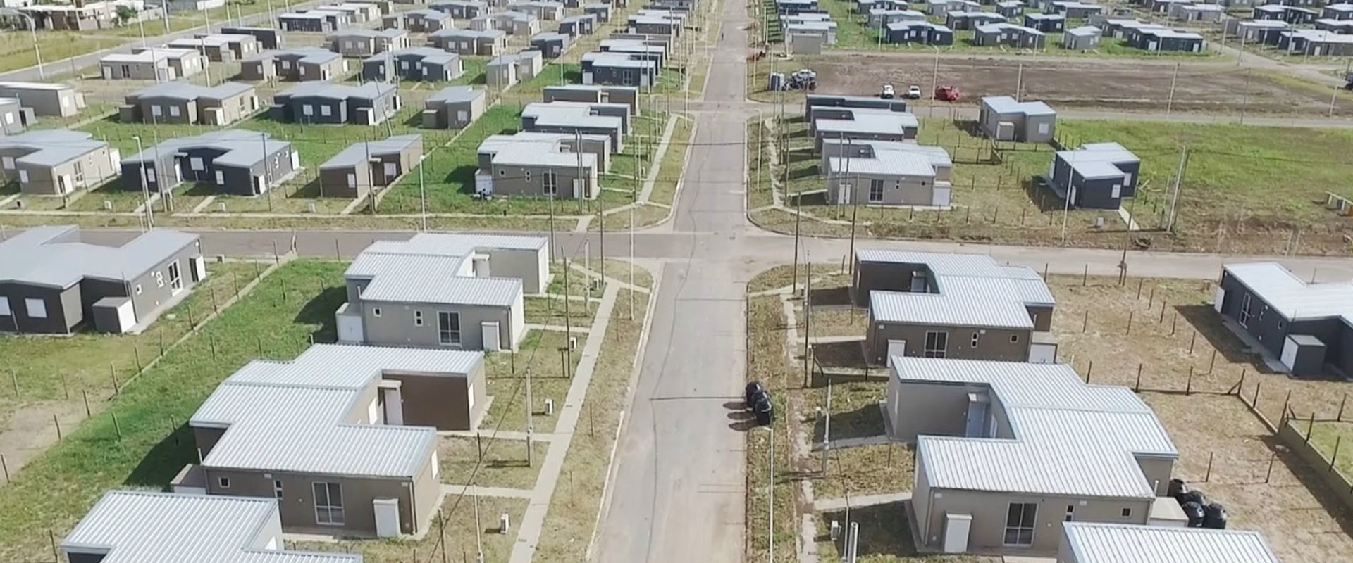 En los pr&oacute;ximos d&iacute;as, 300 familias paranaenses contar&aacute;n con su casa propia
