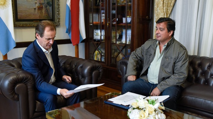 Bordet fortalece la pol&iacute;tica de vivienda de Entre R&iacute;os con recursos provinciales