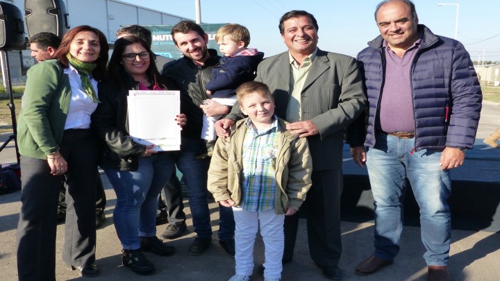 Con fondos provinciales construir&aacute;n 15  viviendas en Basavilbaso