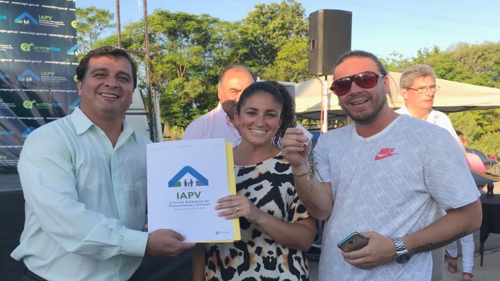 La provincia construir&aacute;  nuevas viviendas en Ceibas con recursos propios