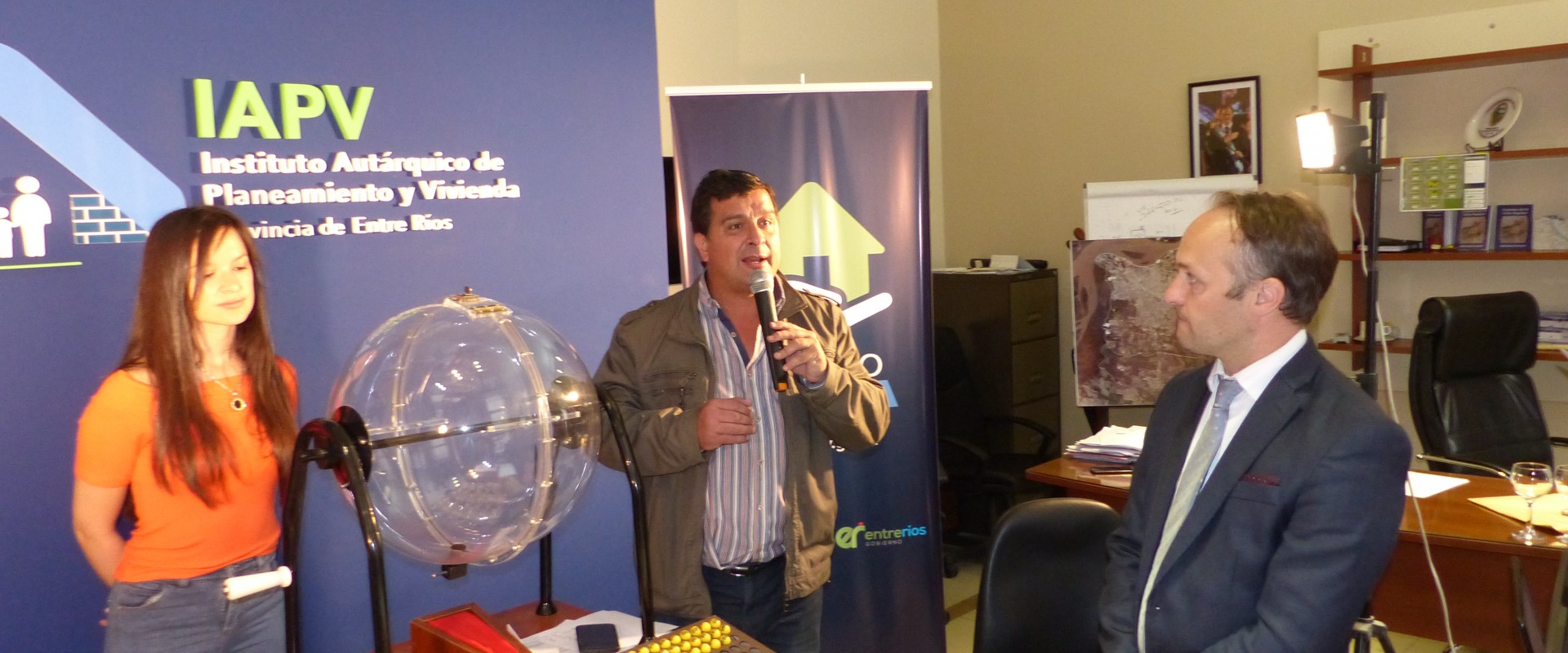 La provincia  sortear&aacute; la ubicaci&oacute;n de 100 viviendas en Concordia