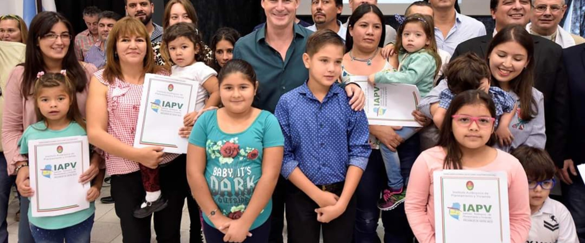 La provincia financiar&aacute; 50 viviendas con recursos propios en tres localidades