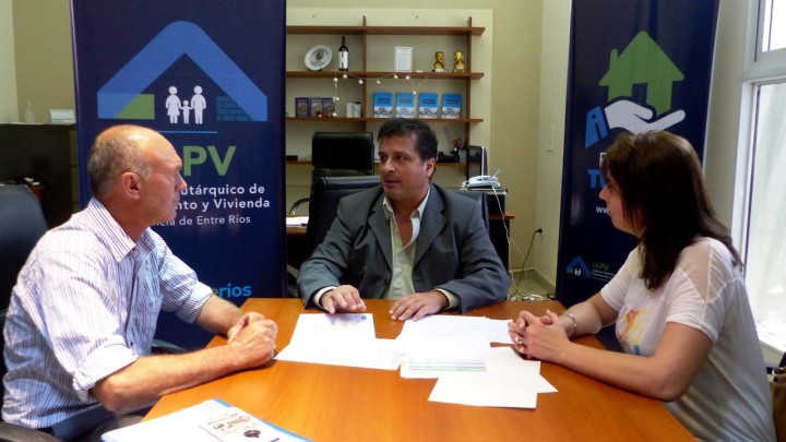Se construir&aacute;n con fondos provinciales 10 nuevas viviendas para Los Ceibos