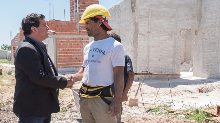Con recursos provinciales licitar&aacute;n 115 viviendas en seis localidades entrerrianas
