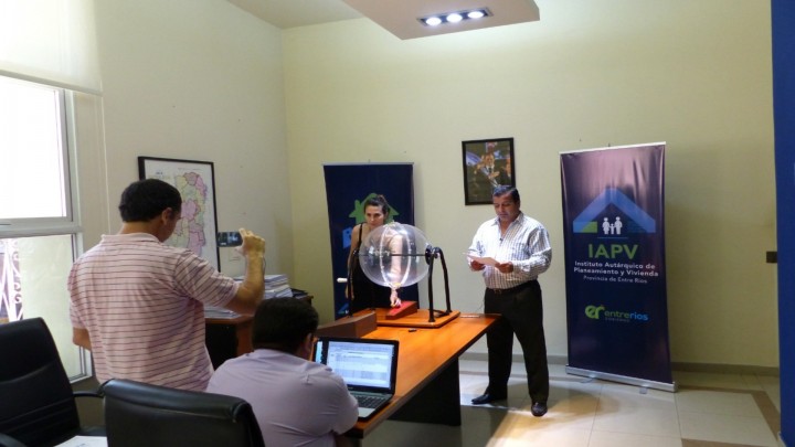 Sortearon las ubicaciones de 16 viviendas que la provincia financi&oacute; en Villaguay