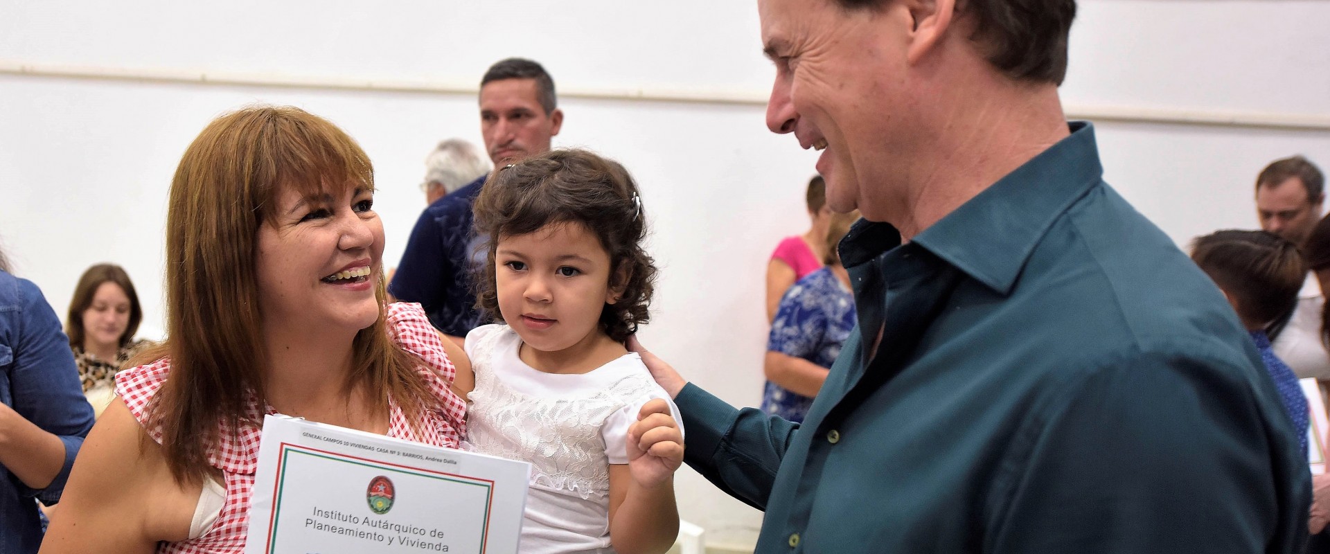 Bordet inaugurar&aacute; las primeras viviendas financiadas &iacute;ntegramente por la provincia