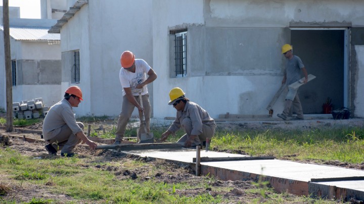 Contin&uacute;a la ejecuci&oacute;n  de viviendas con fondos provinciales