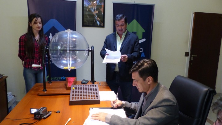 El gobierno entrerriano sortear&aacute; 10 viviendas en Colonia Crespo ejecutadas con fondos provinciales