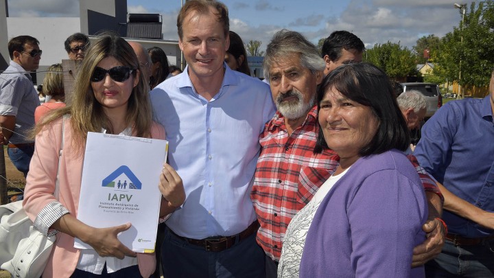 M&aacute;s familias entrerrianas  cancelaron las cuotas de sus viviendas sociales