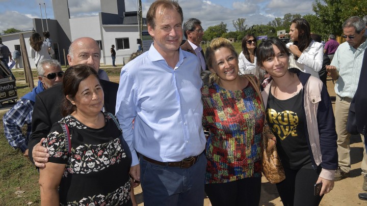 El Estado entrerriano licitar&aacute; nuevas viviendas para  cinco localidades con recursos provinciales