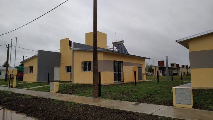 Se inauguran nuevas viviendas financiadas &iacute;ntegramente por la provincia