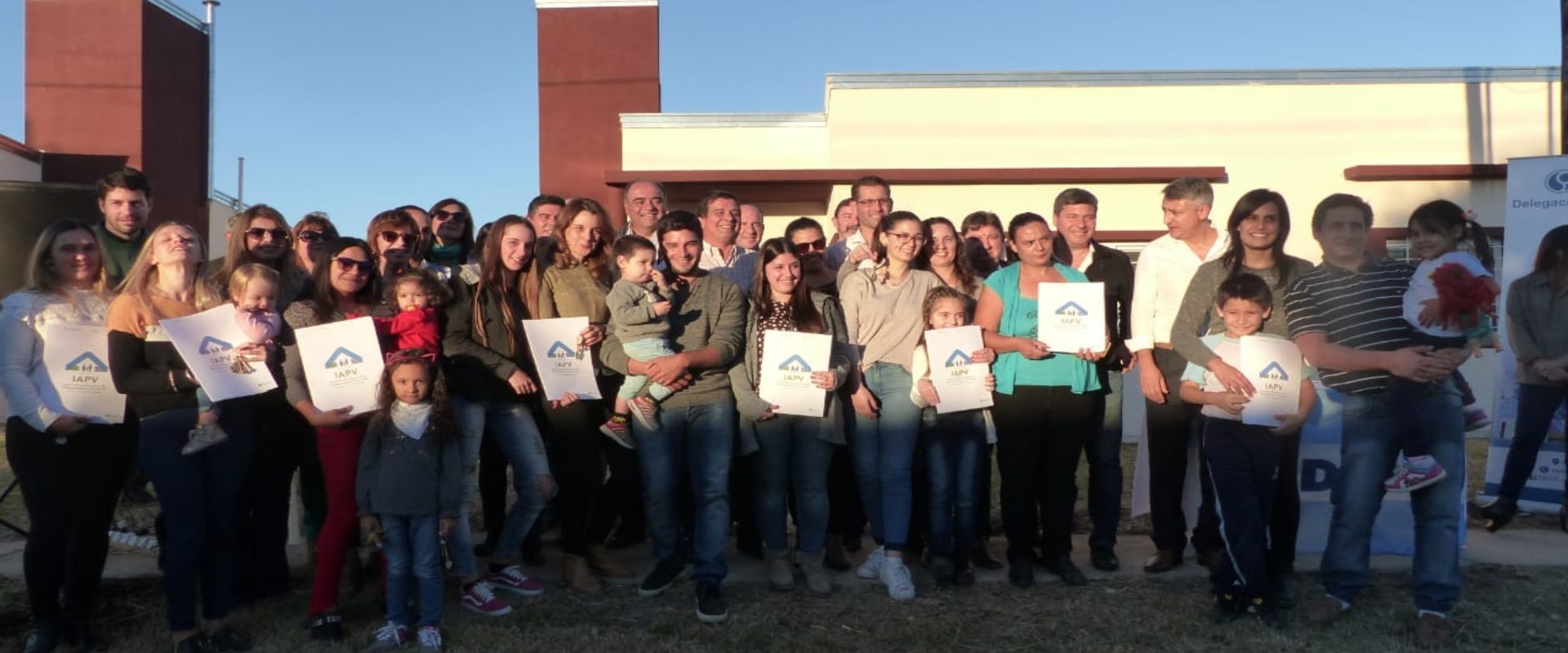 En Viale 10 familias de docentes privados&nbsp; accedieron a la casa propia