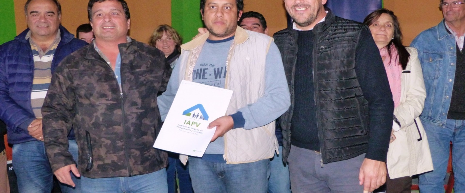 La provincia entreg&oacute; escrituras en Maci&aacute;
