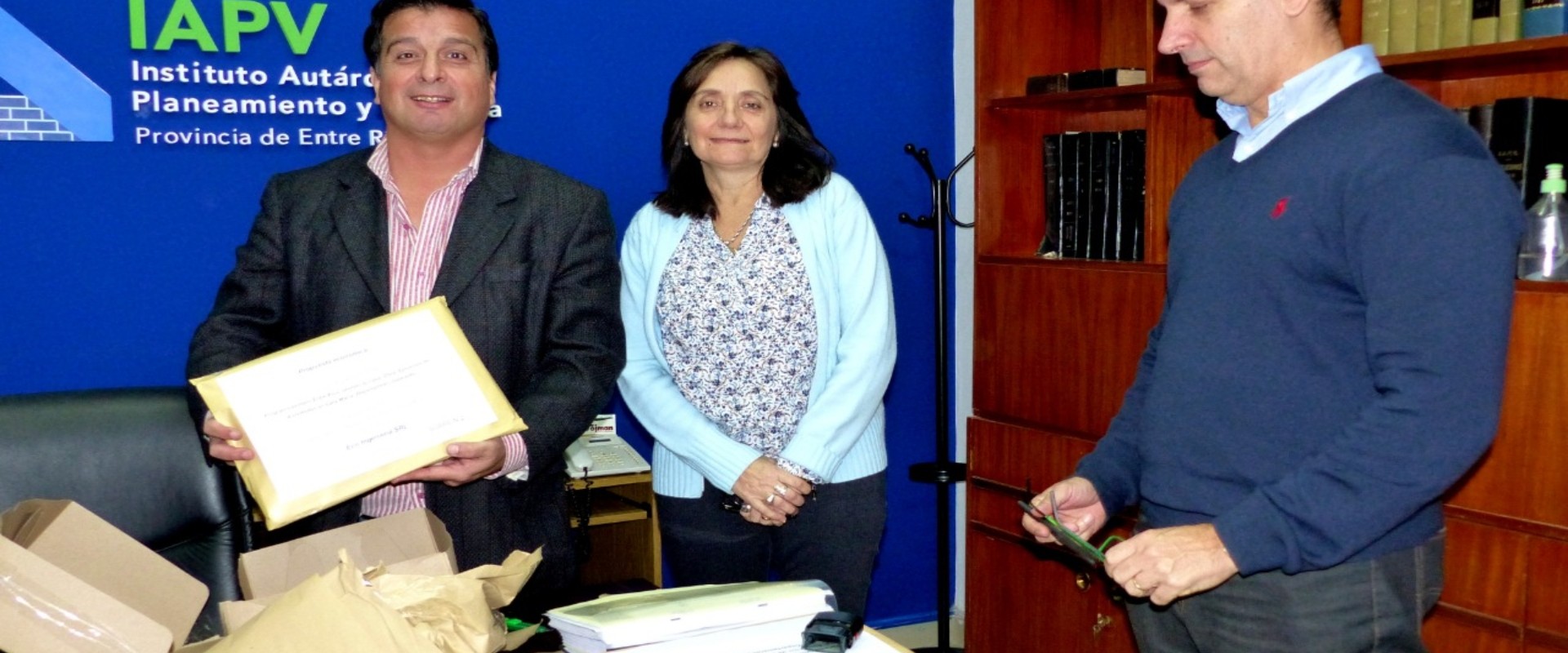 Una empresa present&oacute;   propuesta  econ&oacute;mica para construir viviendas en Valle Mar&iacute;a