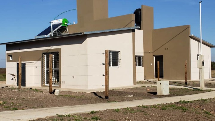 Est&aacute;n pronto a culminarse la construcci&oacute;n de 10 viviendas en Colonia Crespo con recursos provinciales