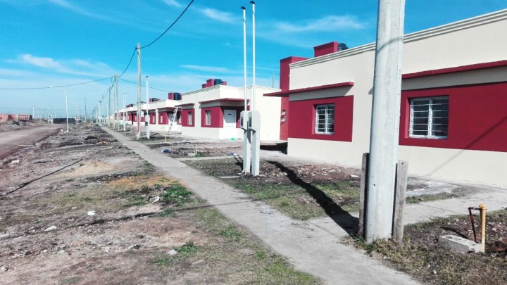 Se construyen 80 nuevas viviendas para docentes en Concepci&oacute;n del Uruguay
