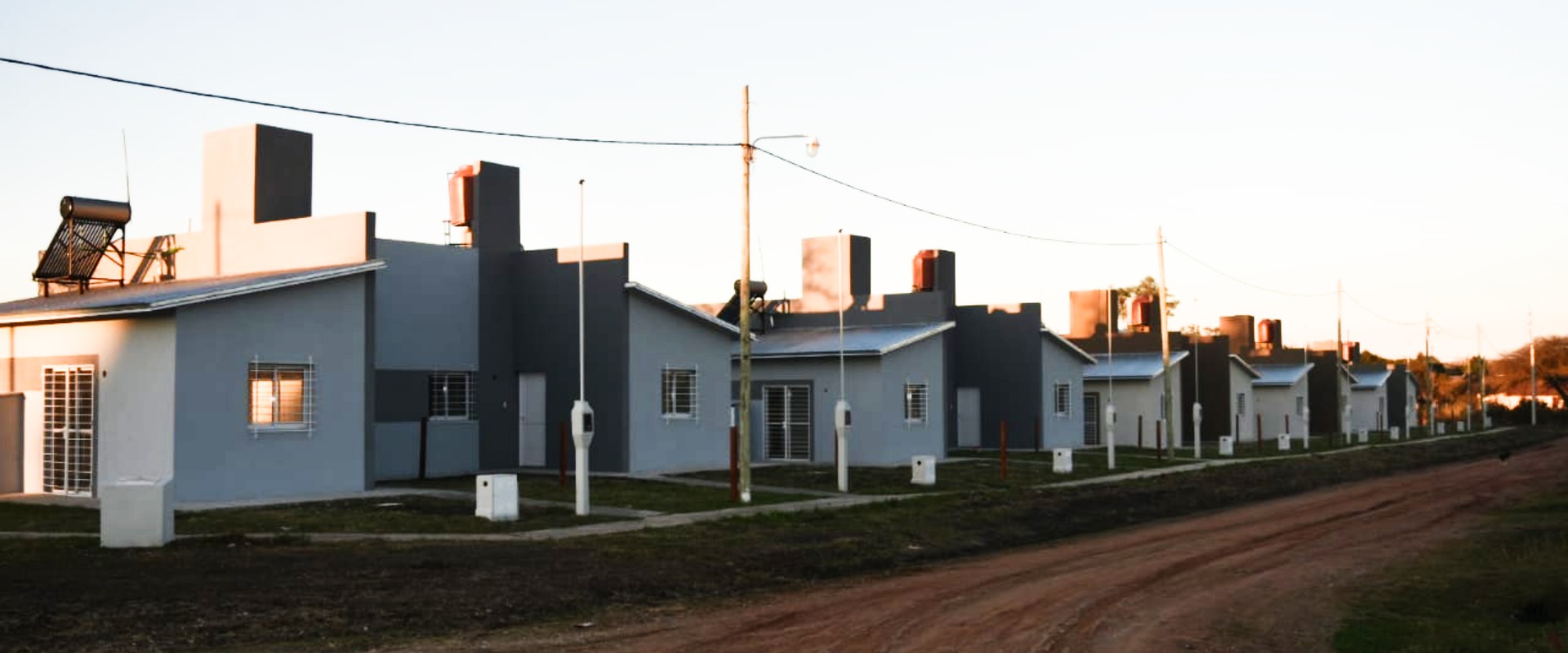 Culmin&oacute; la construcci&oacute;n de 10 viviendas en San Gustavo con recursos provinciales