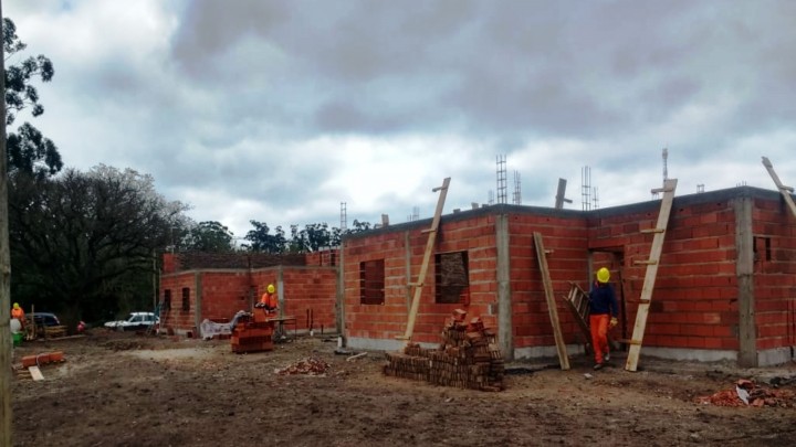Progresa la construcci&oacute;n de viviendas en La Criolla