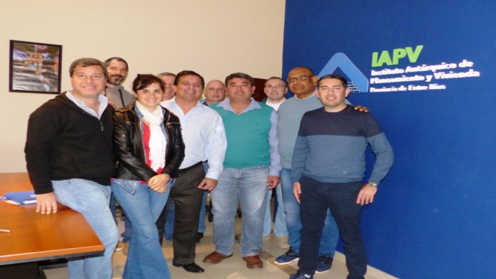 Se licitar&aacute;n nuevas viviendas para docentes t&eacute;cnicos de Diamante y Viale financiadas por la provincia