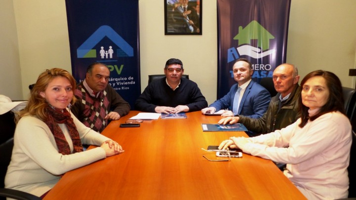 Construir&aacute;n con recursos provinciales 10 viviendas en Colonia Los Ceibos