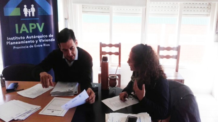 Familias de Villa Paranacito y Ceibas contar&aacute;n con las escrituras de sus viviendas sociales