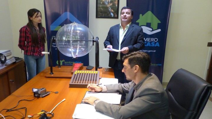 Se sortear&aacute;n viviendas para docentes en Gualeguaych&uacute; ejecutadas con recursos provinciales