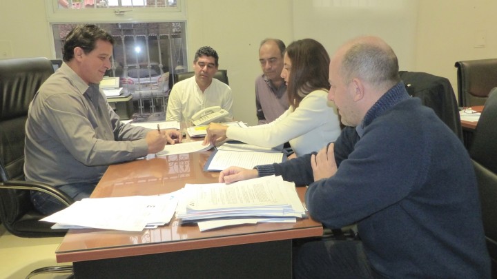 La provincia rescindi&oacute; los contratos y llamar&aacute; a licitaci&oacute;n para terminar obras