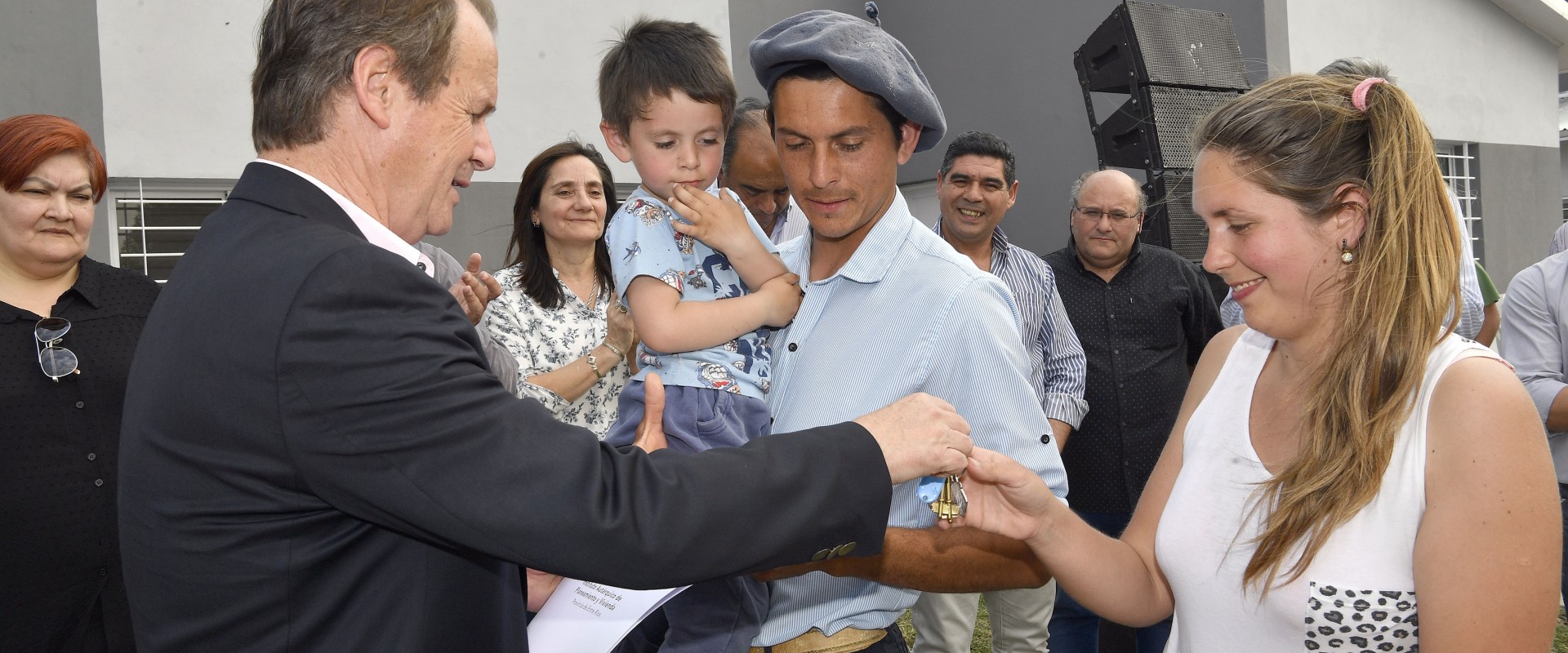 Bordet: Hay que tener pol&iacute;ticas p&uacute;blicas que generen inclusi&oacute;n y trabajo