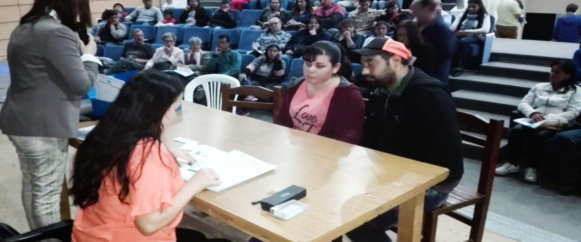 Se rubricaron escrituras de grupos habitacionales de Concepci&oacute;n del Uruguay y Colonia El&iacute;a