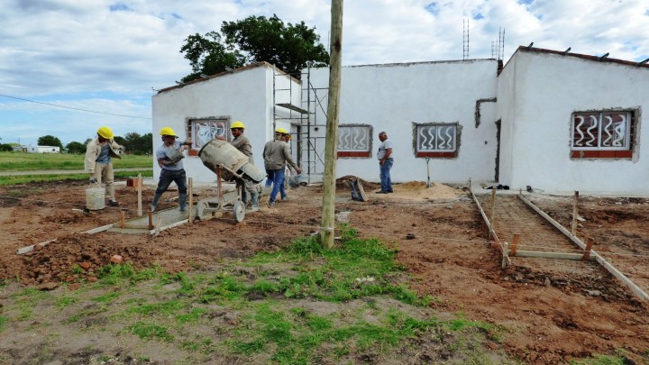 La provincia comenz&oacute; con recursos propios  la  construcci&oacute;n de  42 viviendas en Crespo y Hern&aacute;ndez
