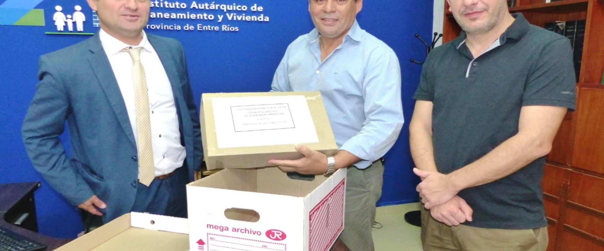 Nuevas viviendas de madera  para Gualeguaych&uacute;  se licitaron con fondos provinciales