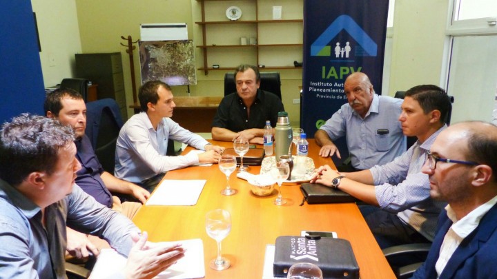 Evaluaron la pol&iacute;tica habitacional para el Departamento Uruguay