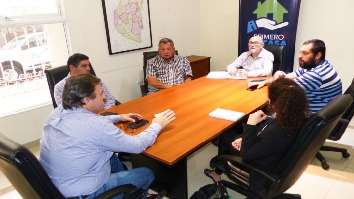 Se analiz&oacute; la pol&iacute;tica de viviendas para trabajadores rurales