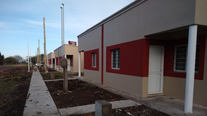Padr&oacute;n provisorio para el sorteo de 10 viviendas en Gilbert