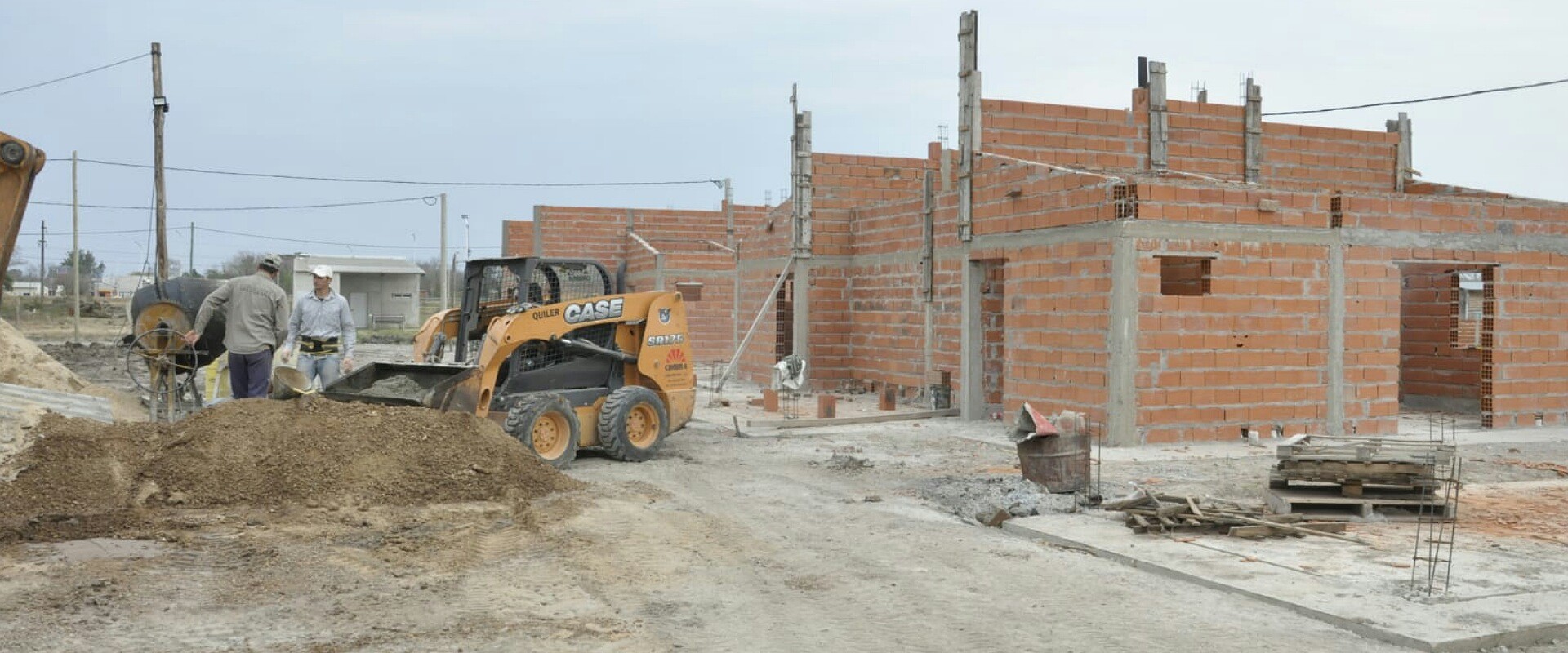 La ejecuci&oacute;n de nuevas viviendas progresa en tres localidades entrerrianas