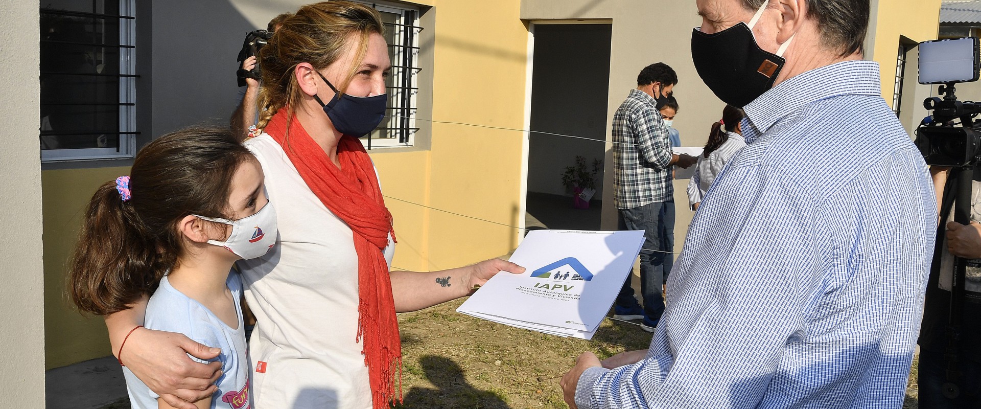 La provincia moviliza la econom&iacute;a con programas de viviendas, obras de agua y saneamiento