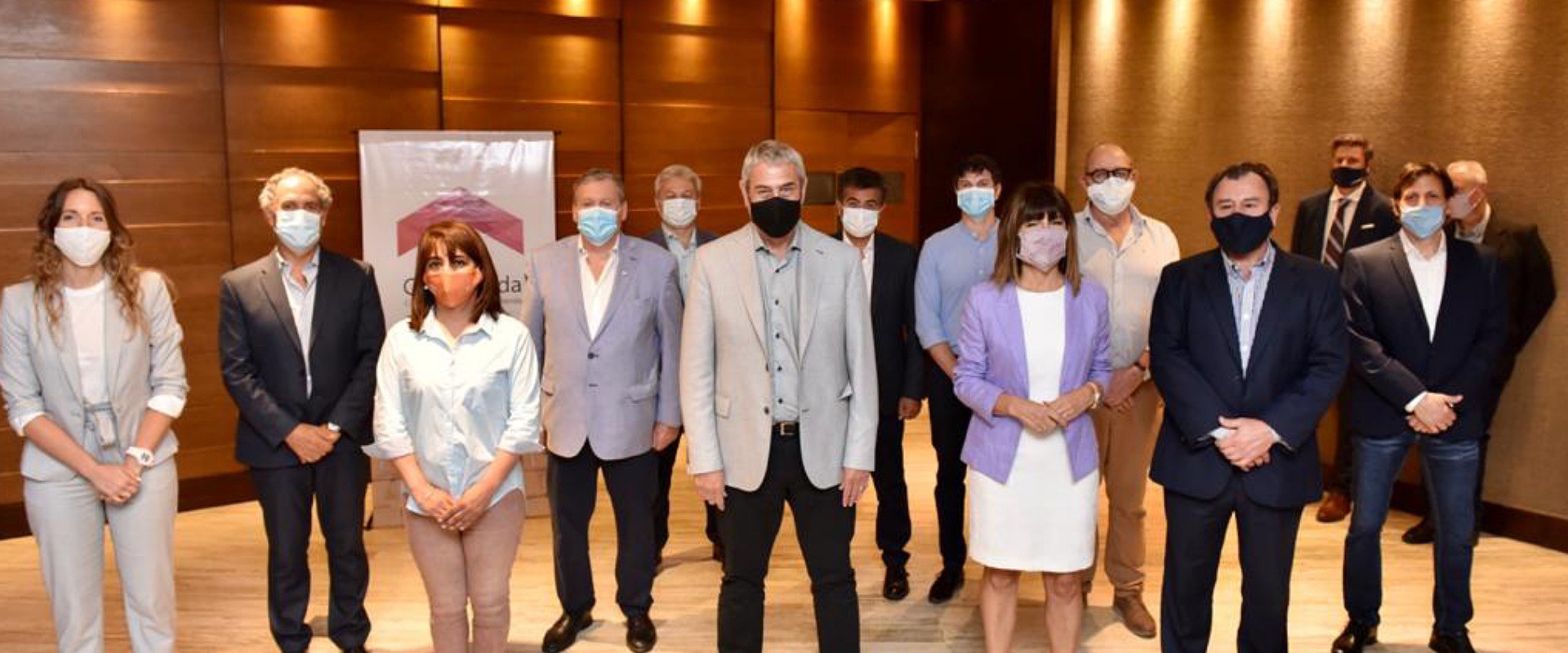 Entre R&iacute;os particip&oacute; de la reuni&oacute;n del Consejo Nacional de la Vivienda